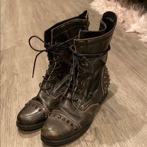 Aldo combat boots